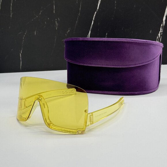NEW GUCCI YELLOW SHIELD SUNGLASSES GUCCI GG1631S 009 - Picture 1 of 13